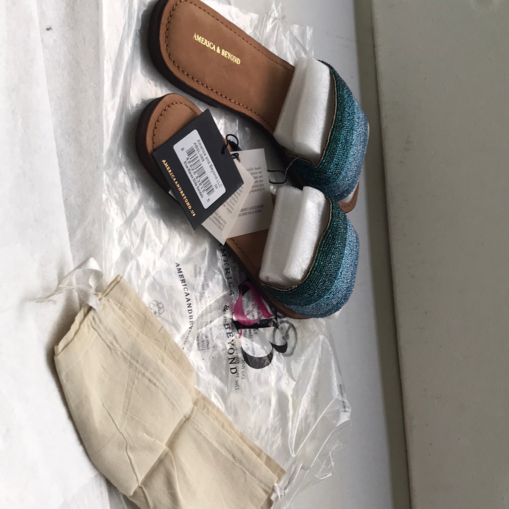 Nwt - America & Beyond - Beaded Slides / Sandals Womans Size Eu39